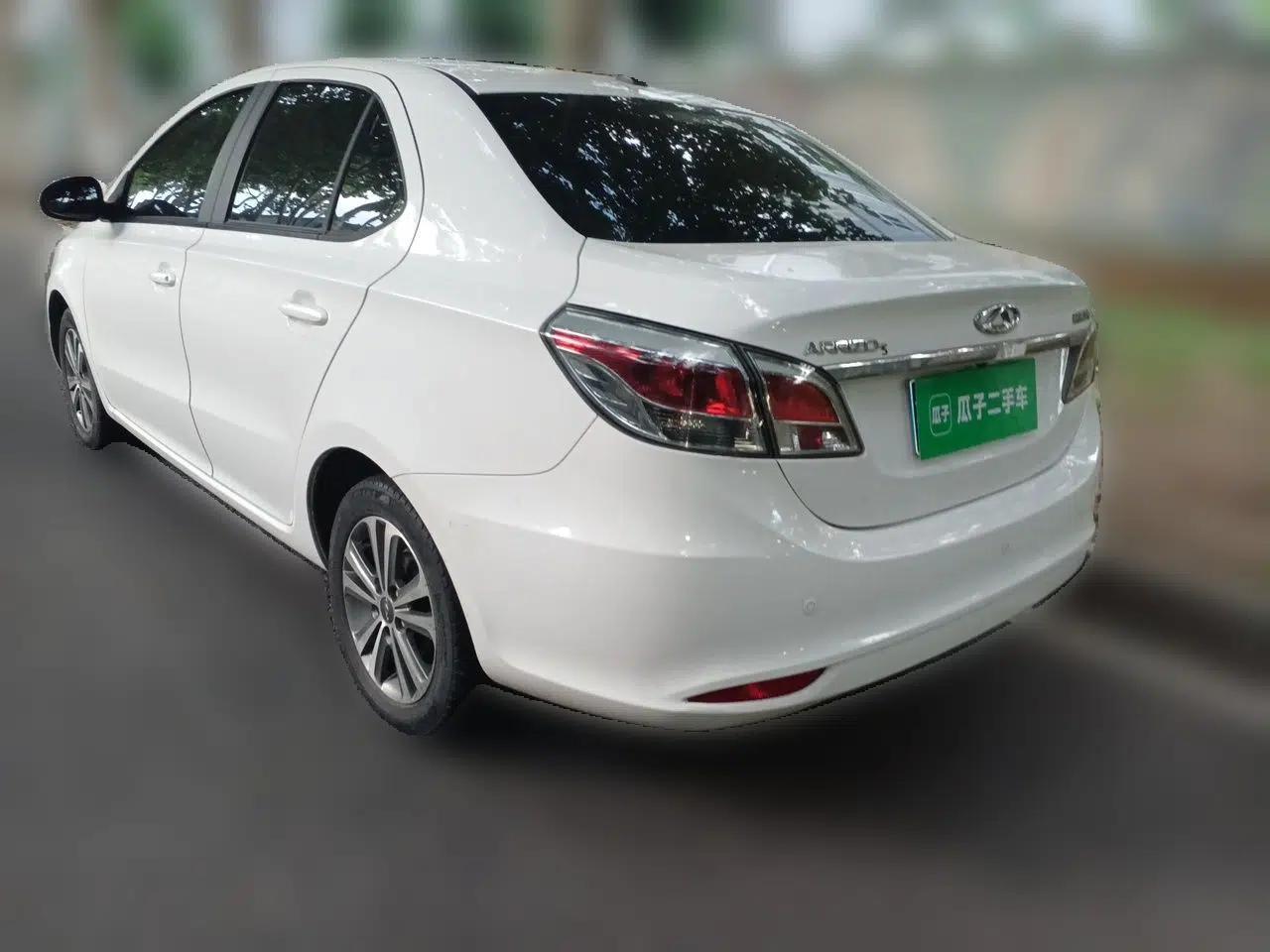 Chery Arrizo 3 2015 1.5L Manual - Powerful Version — миниатюра 4