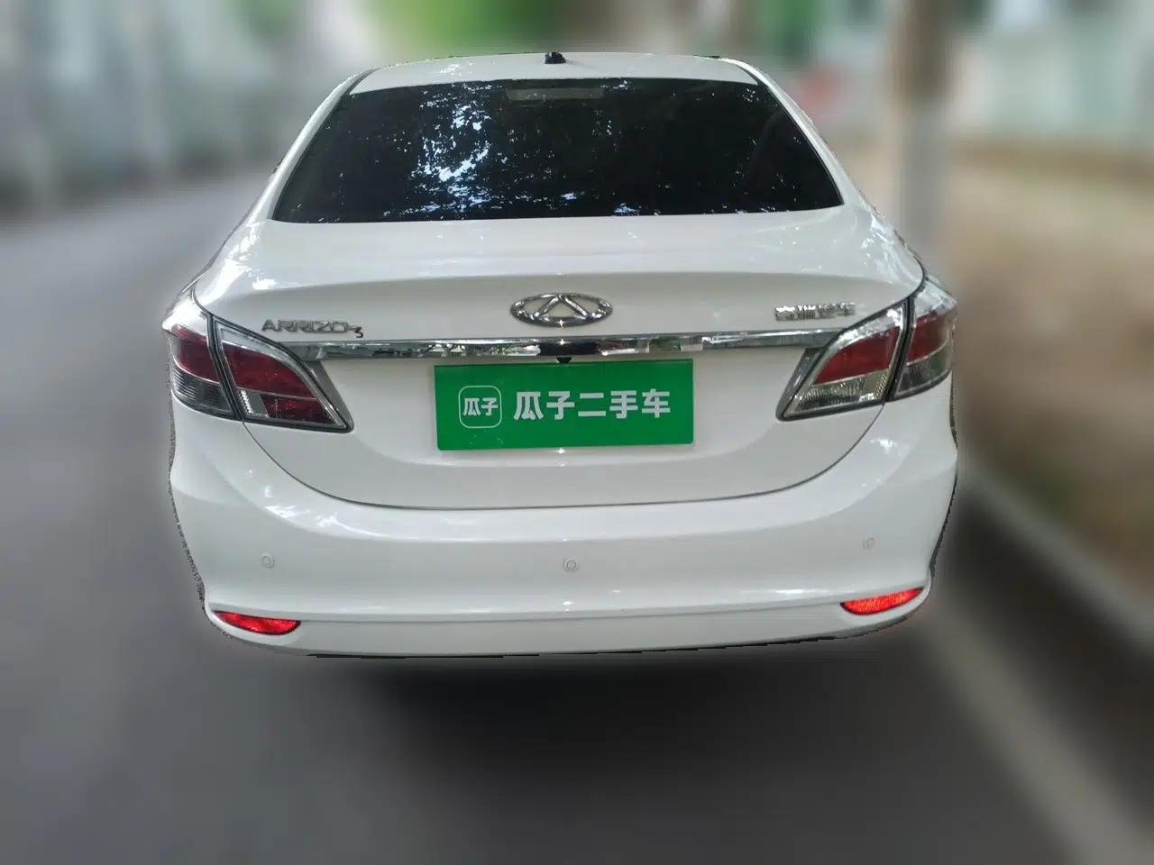 Chery Arrizo 3 2015 1.5L Manual - Powerful Version — миниатюра 5