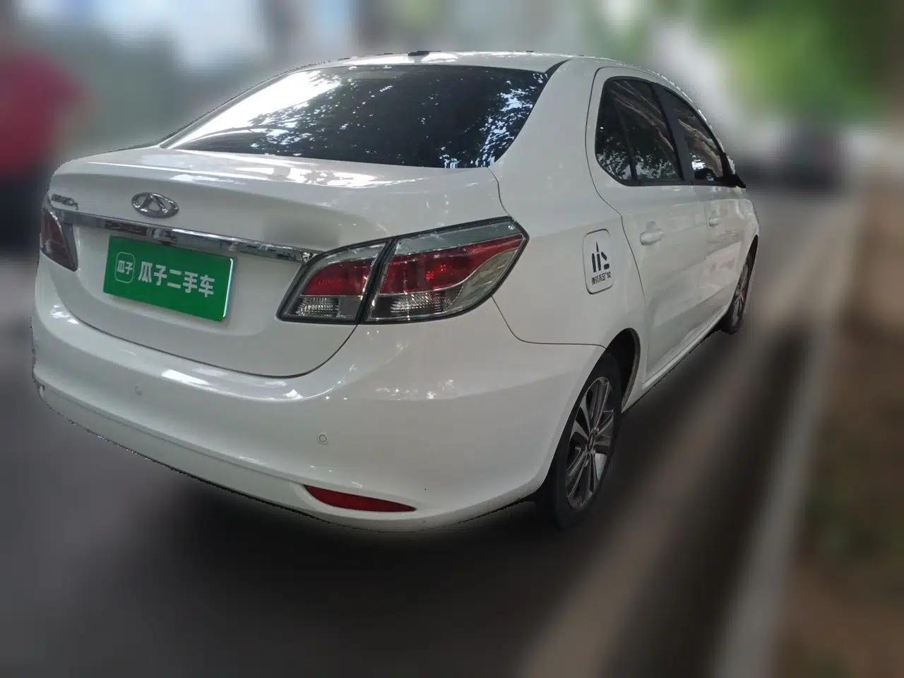 Chery Arrizo 3 2015 1.5L Manual - Powerful Version — миниатюра 6