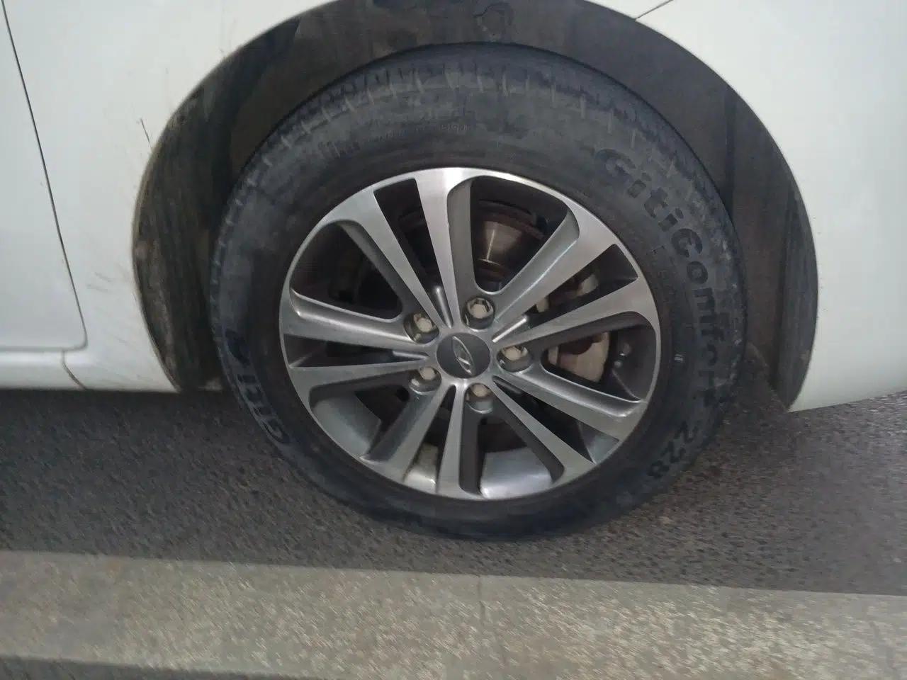 Chery Arrizo 3 2015 1.5L Manual - Powerful Version — миниатюра 8