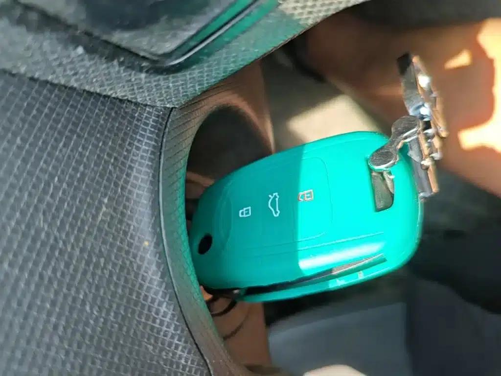 Hongguang MINIEV 2020 Comfort Edition (Ternary Lithium) — миниатюра 9