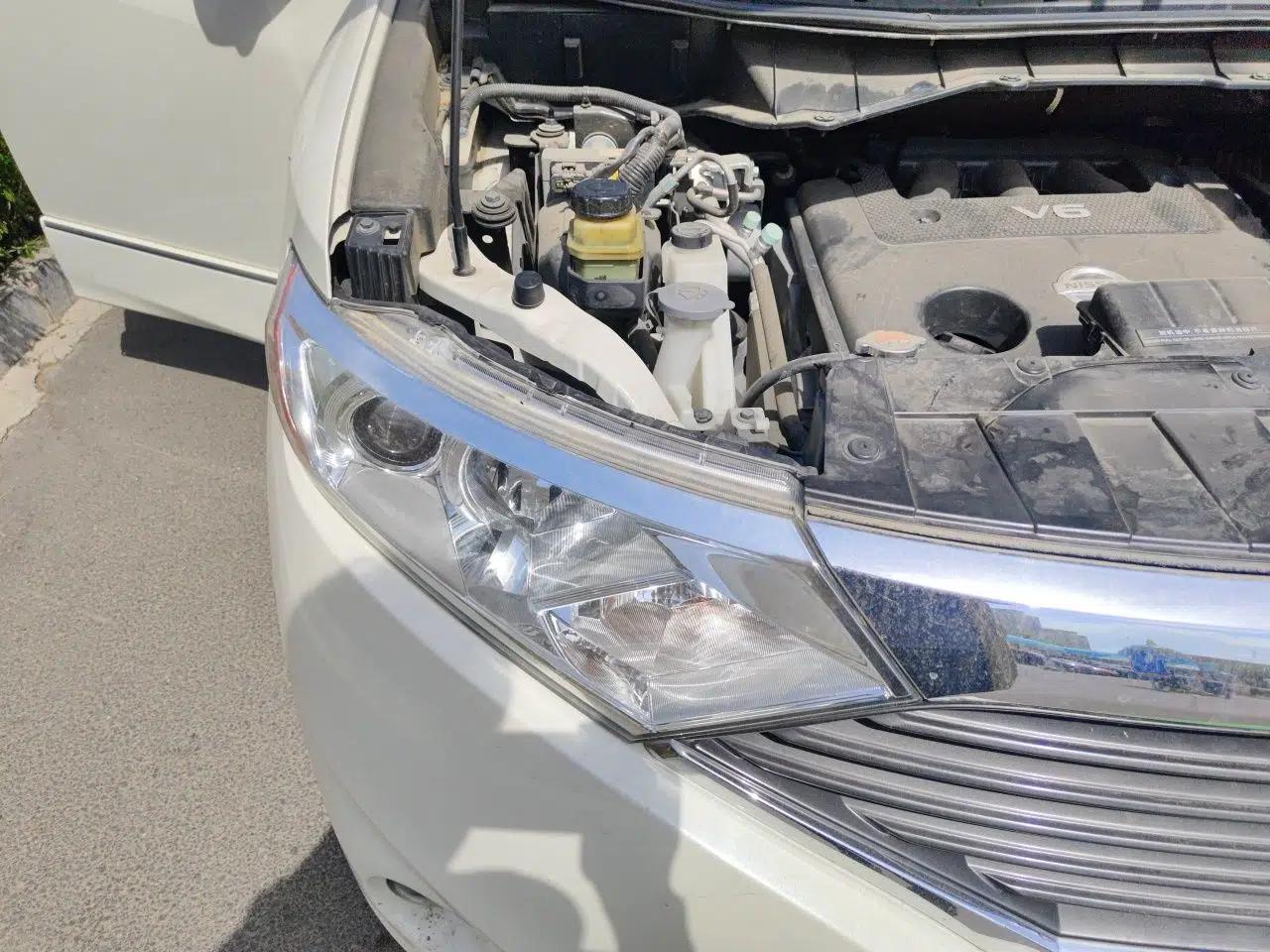 Nissan Quest 2015 3.5L SL — миниатюра 7