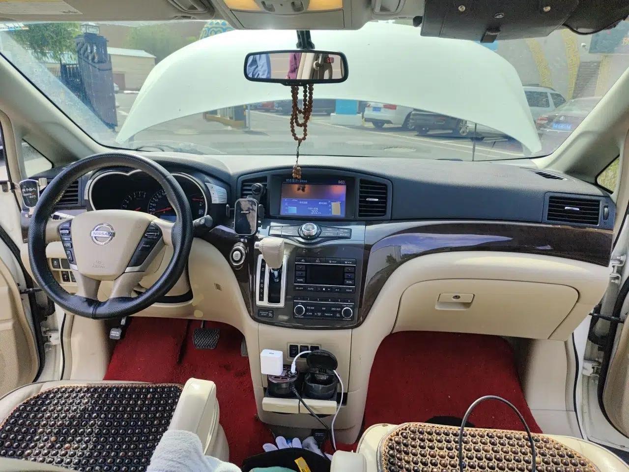 Nissan Quest 2015 3.5L SL — миниатюра 9