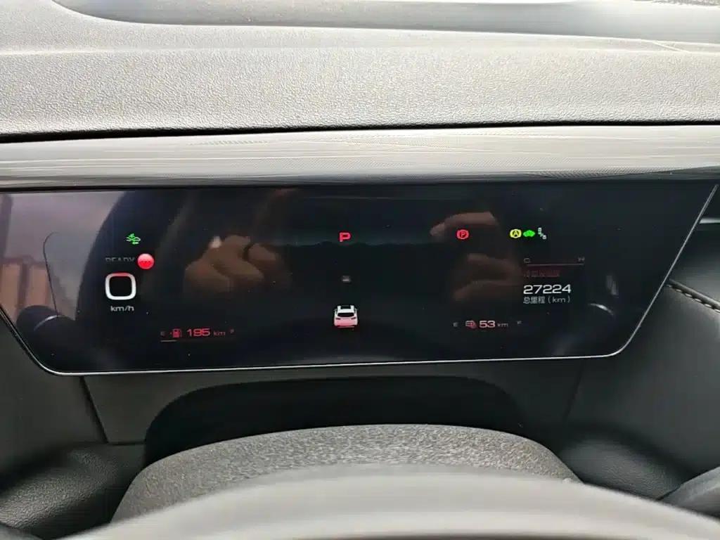 Weipai Latte DHT-PHEV 2022 1.5T 2WD Large Cup — миниатюра 12