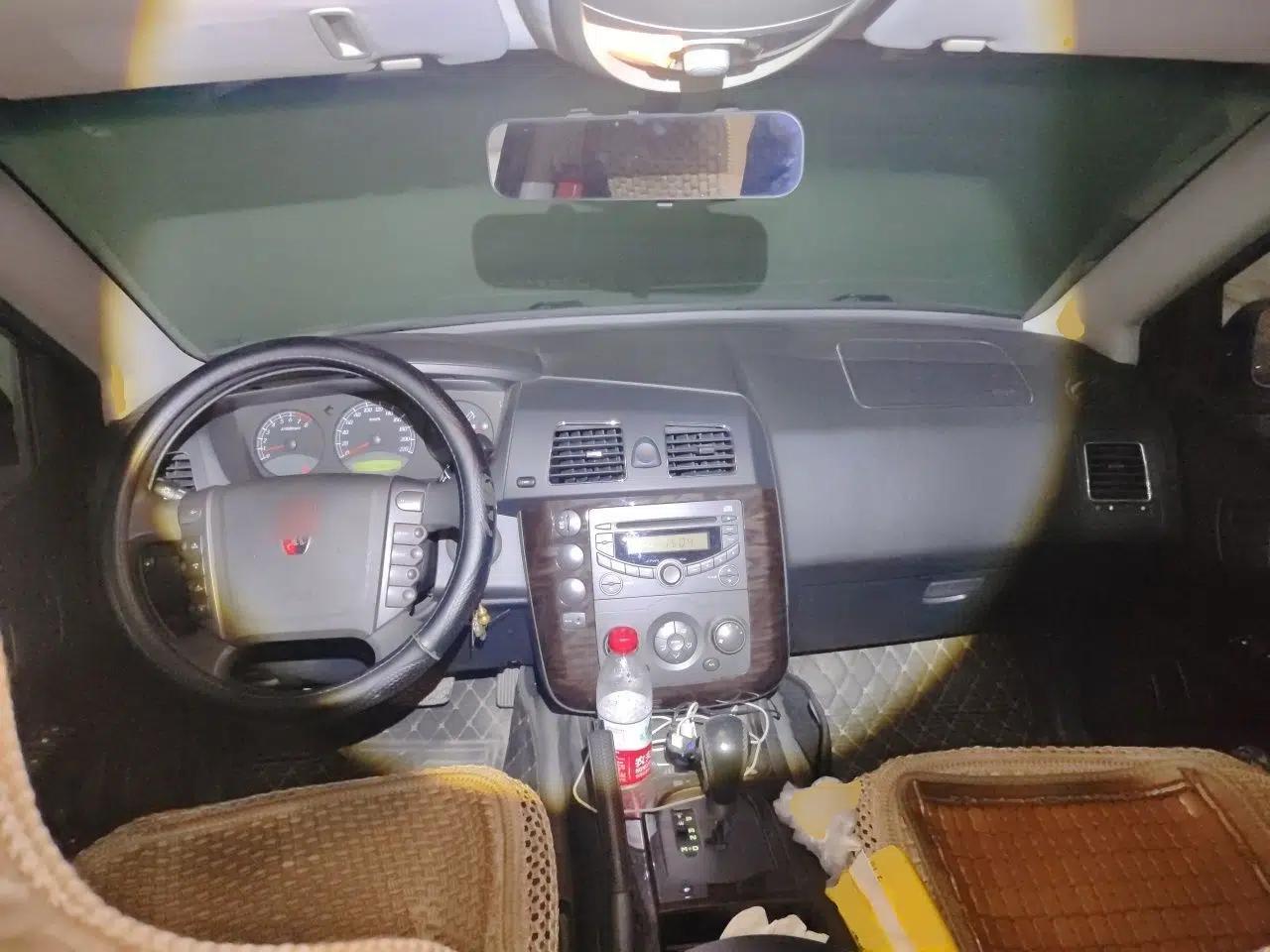 Roewe W5 2013 1.8T 2WD Automatic Xingyu Edition — миниатюра 9