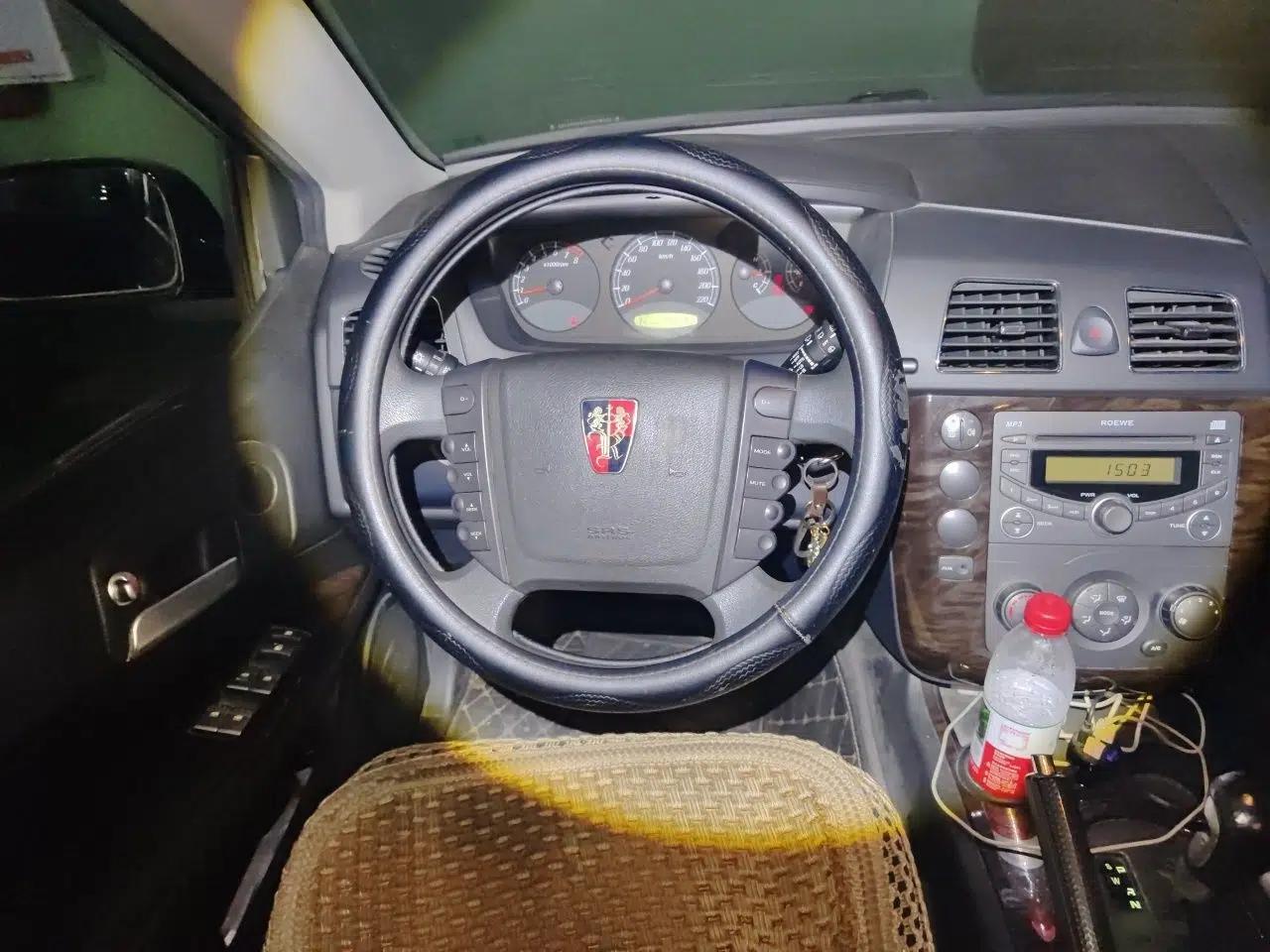 Roewe W5 2013 1.8T 2WD Automatic Xingyu Edition — миниатюра 10