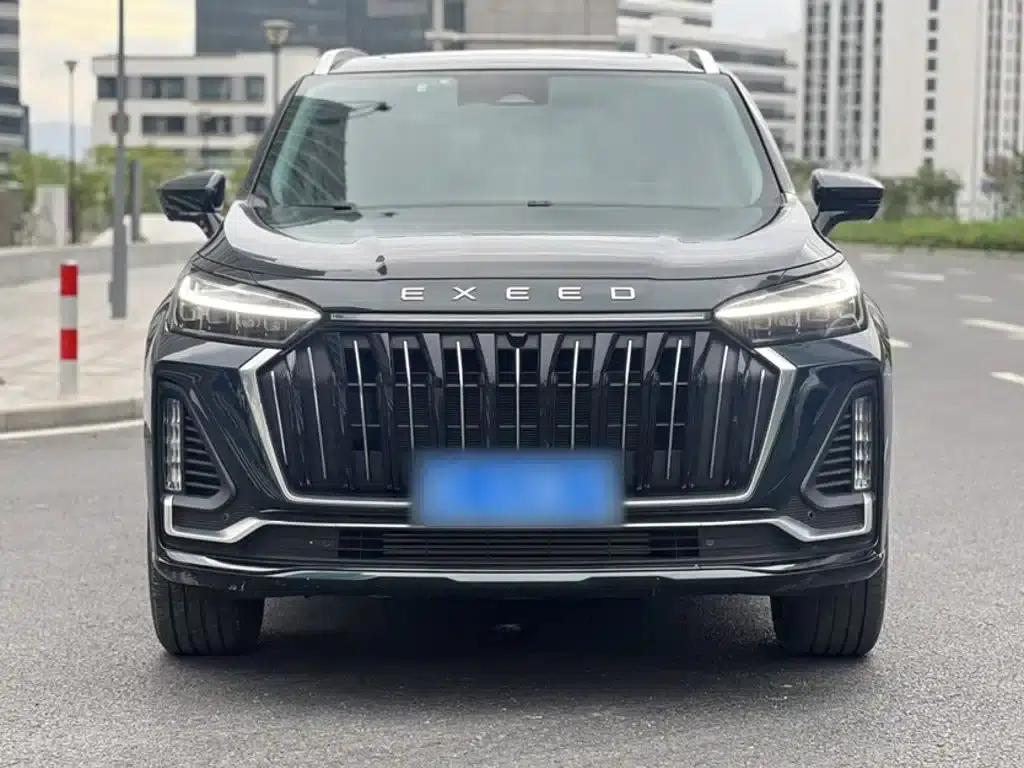 Starlight Moon 2023 400T AWD Star Supreme Edition 6-seater — миниатюра 9