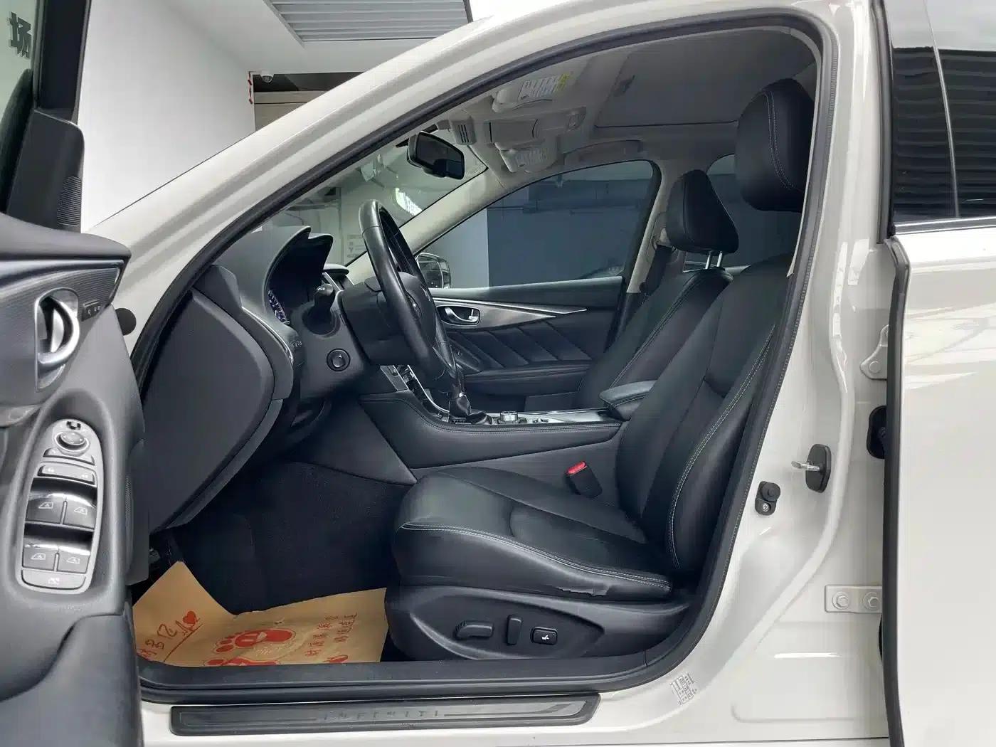 Infiniti Q50 2014 3.7L Comfort Edition — миниатюра 15