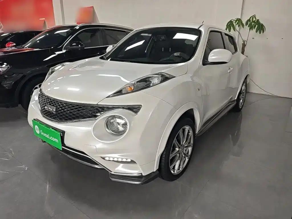 Infiniti ESQ 2014 1.6L Sporty Edition — миниатюра 1