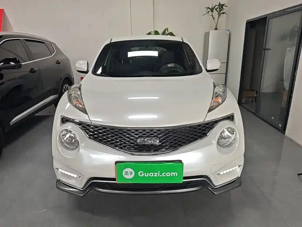 Infiniti ESQ 2014 1.6L Sporty Edition — миниатюра 3