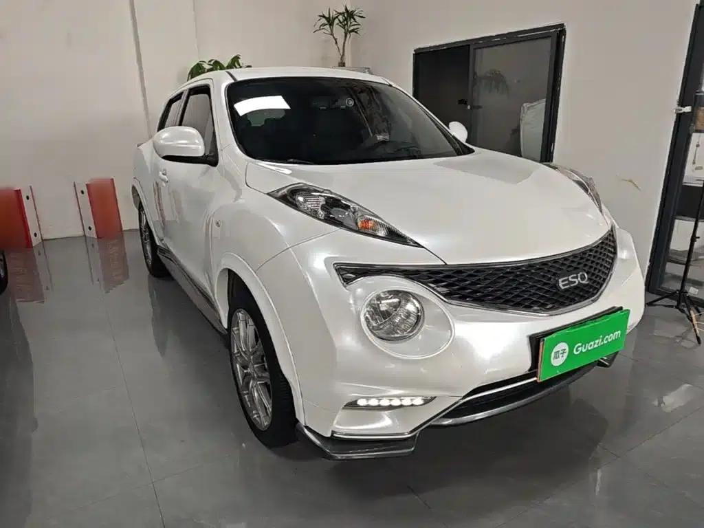 Infiniti ESQ 2014 1.6L Sporty Edition — миниатюра 4