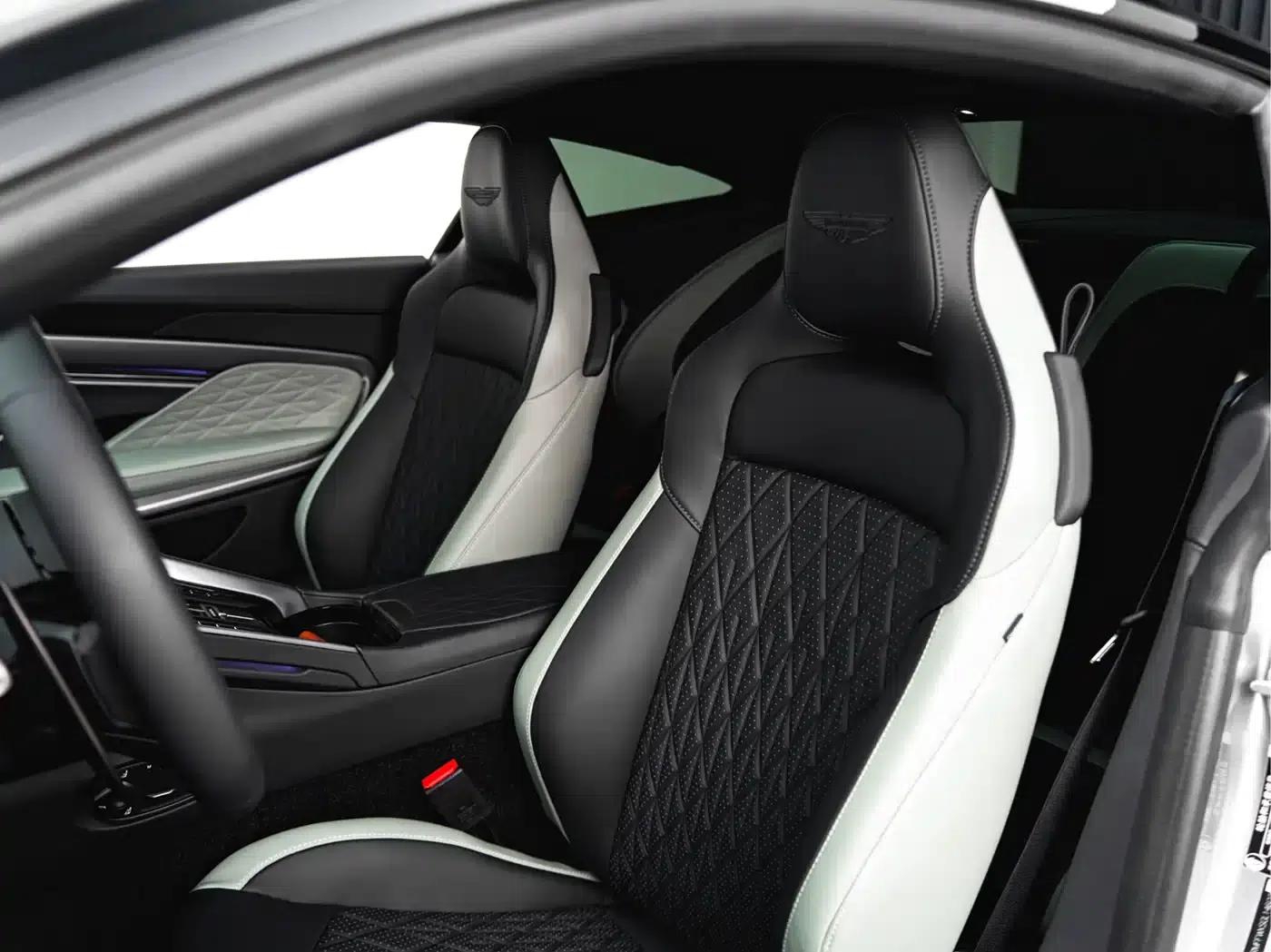 Aston Martin DB12 2025 4.0T V8 Coupe — миниатюра 13
