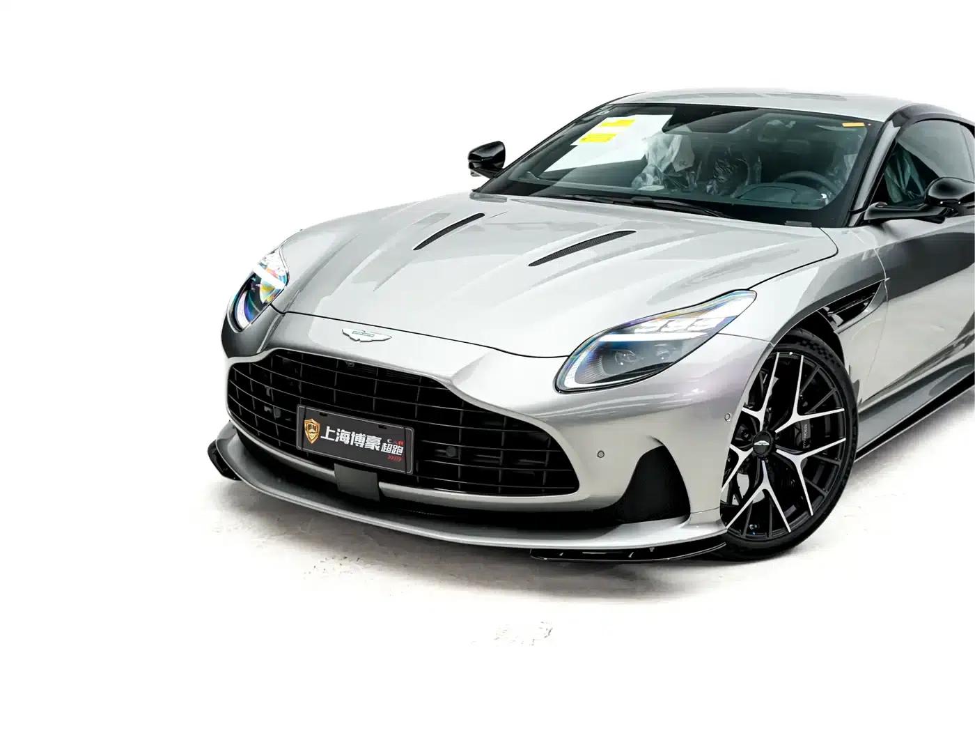 Aston Martin DB12 2025 4.0T V8 Coupe — миниатюра 7