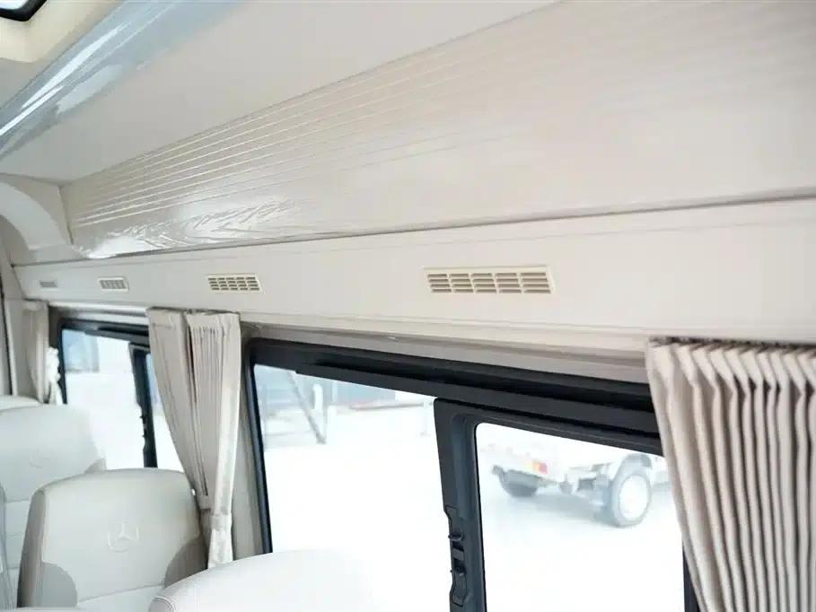 Sprinter 2014 2.1T Grand Tourer Mid-Wheelbase Edition — миниатюра 25
