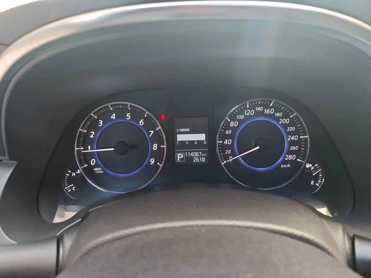Infiniti QX70 2013 3.7L Standard Edition — миниатюра 11