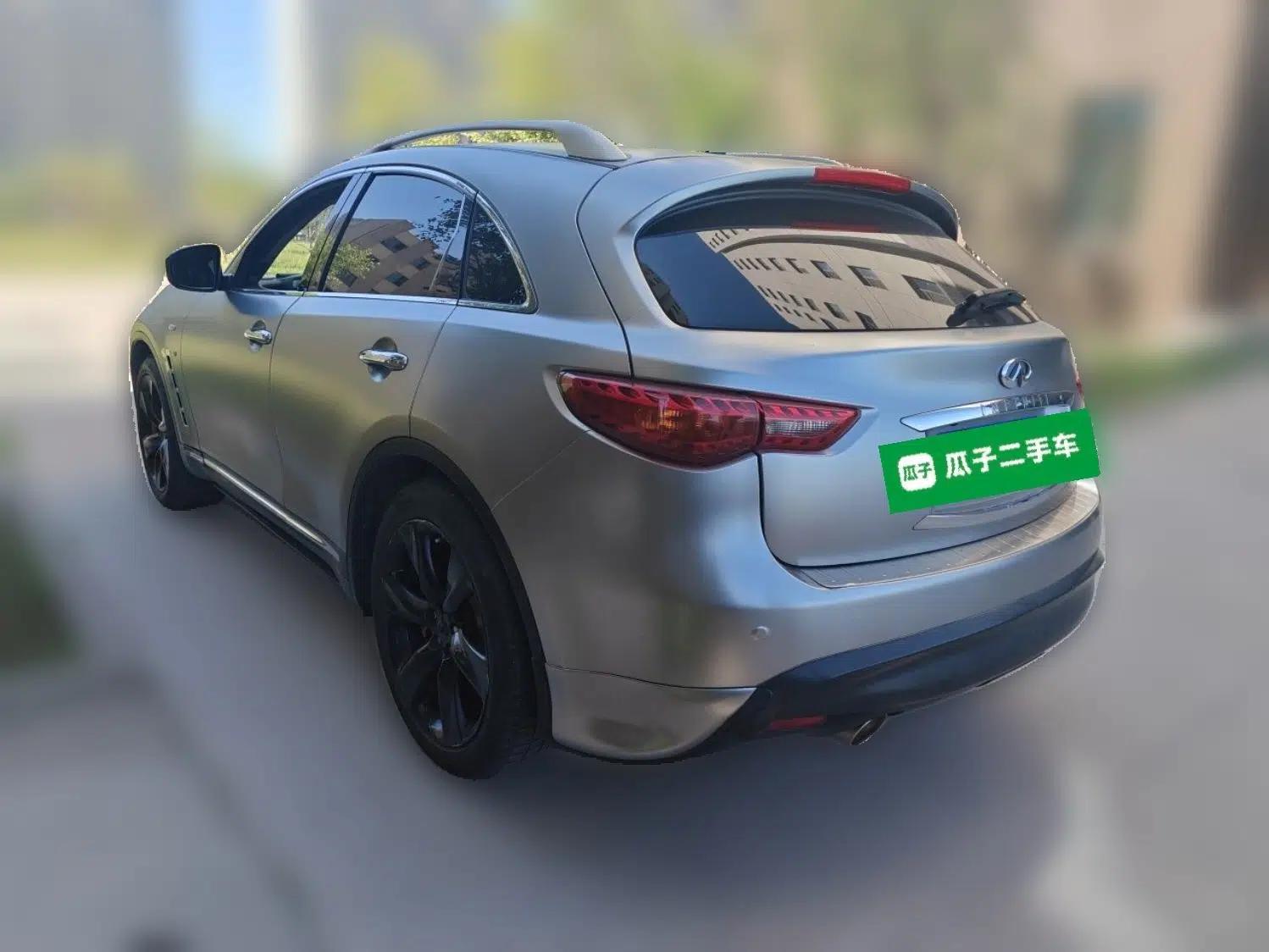 Infiniti QX70 2013 3.7L Standard Edition — миниатюра 4