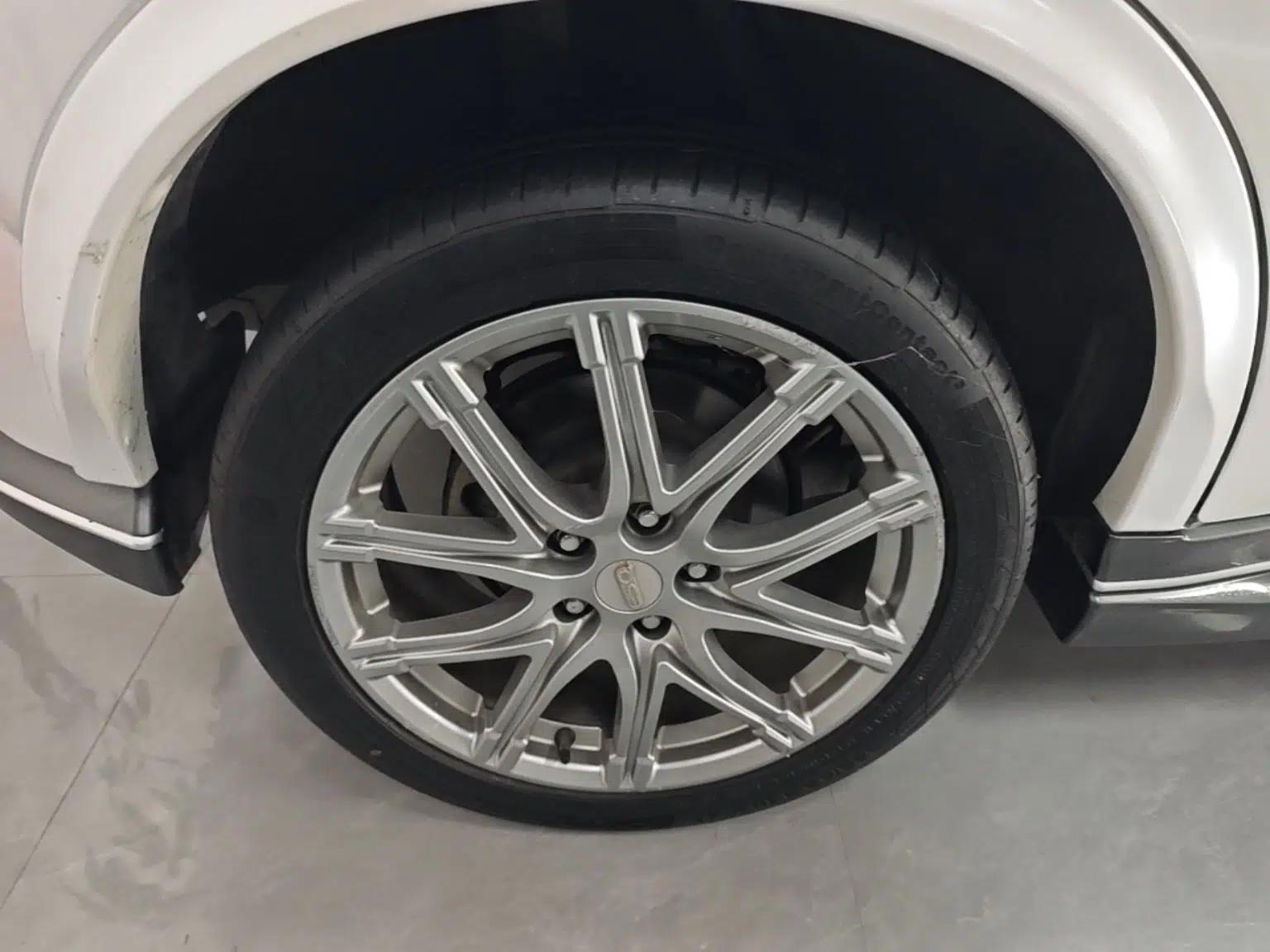 Infiniti ESQ 2014 1.6L Spontaneous Edition — миниатюра 11