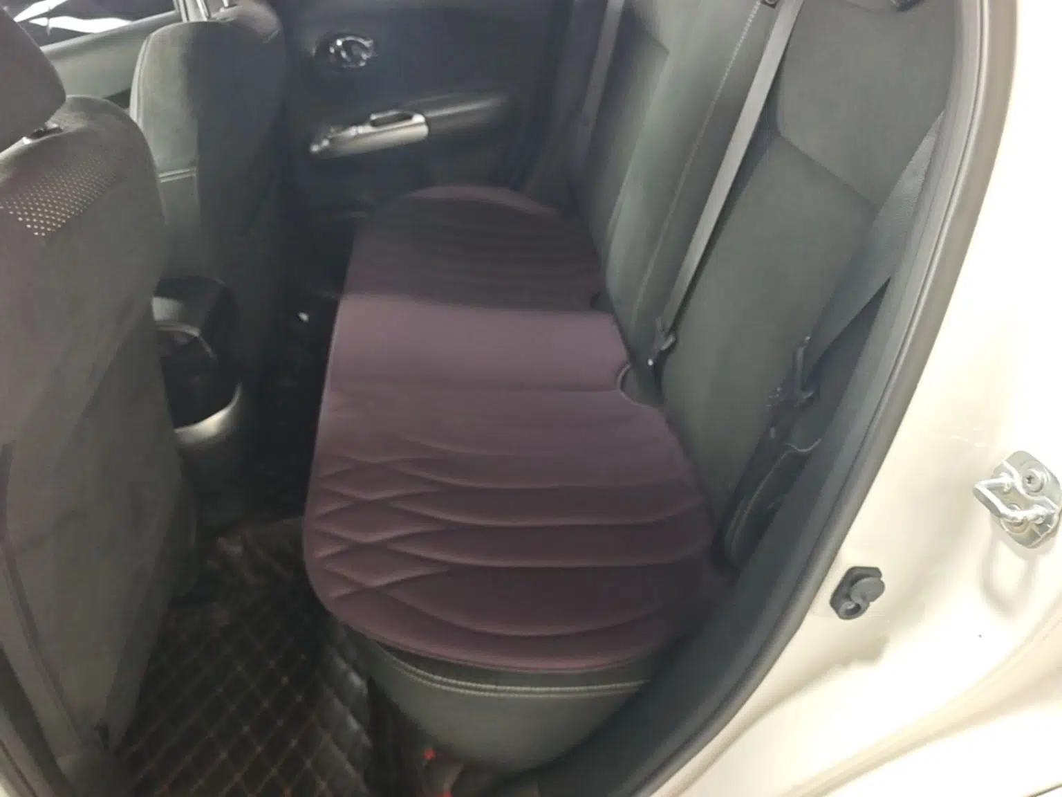 Infiniti ESQ 2014 1.6L Spontaneous Edition — миниатюра 20