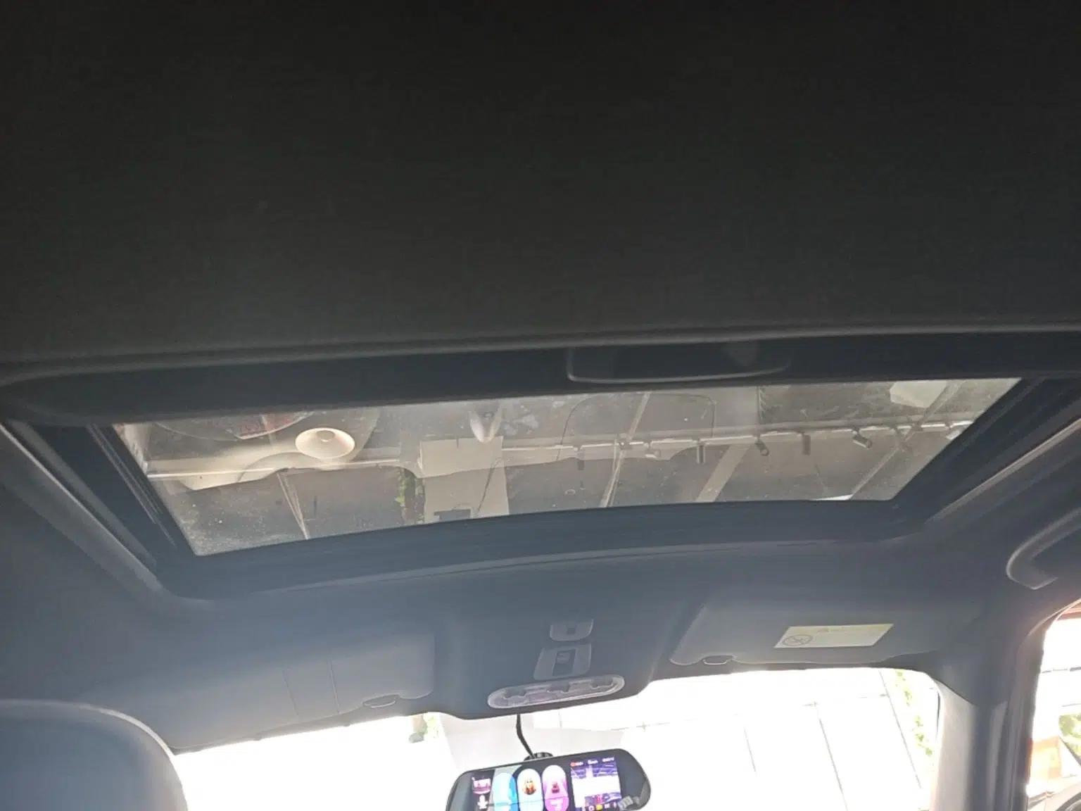 Infiniti ESQ 2014 1.6L Spontaneous Edition — миниатюра 21