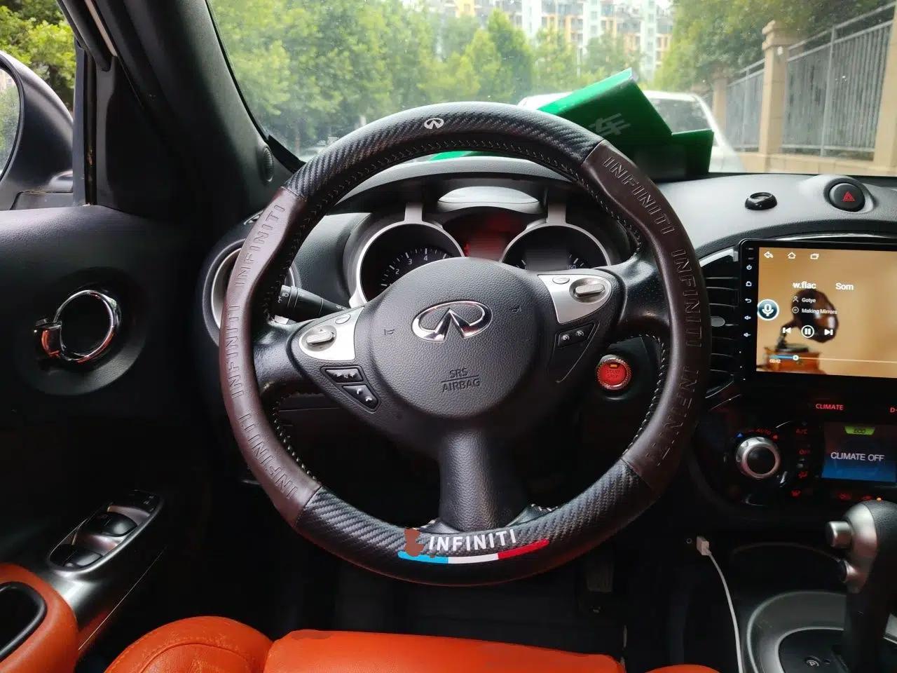 Infiniti ESQ 2014 1.6L Spontaneous Edition — миниатюра 10