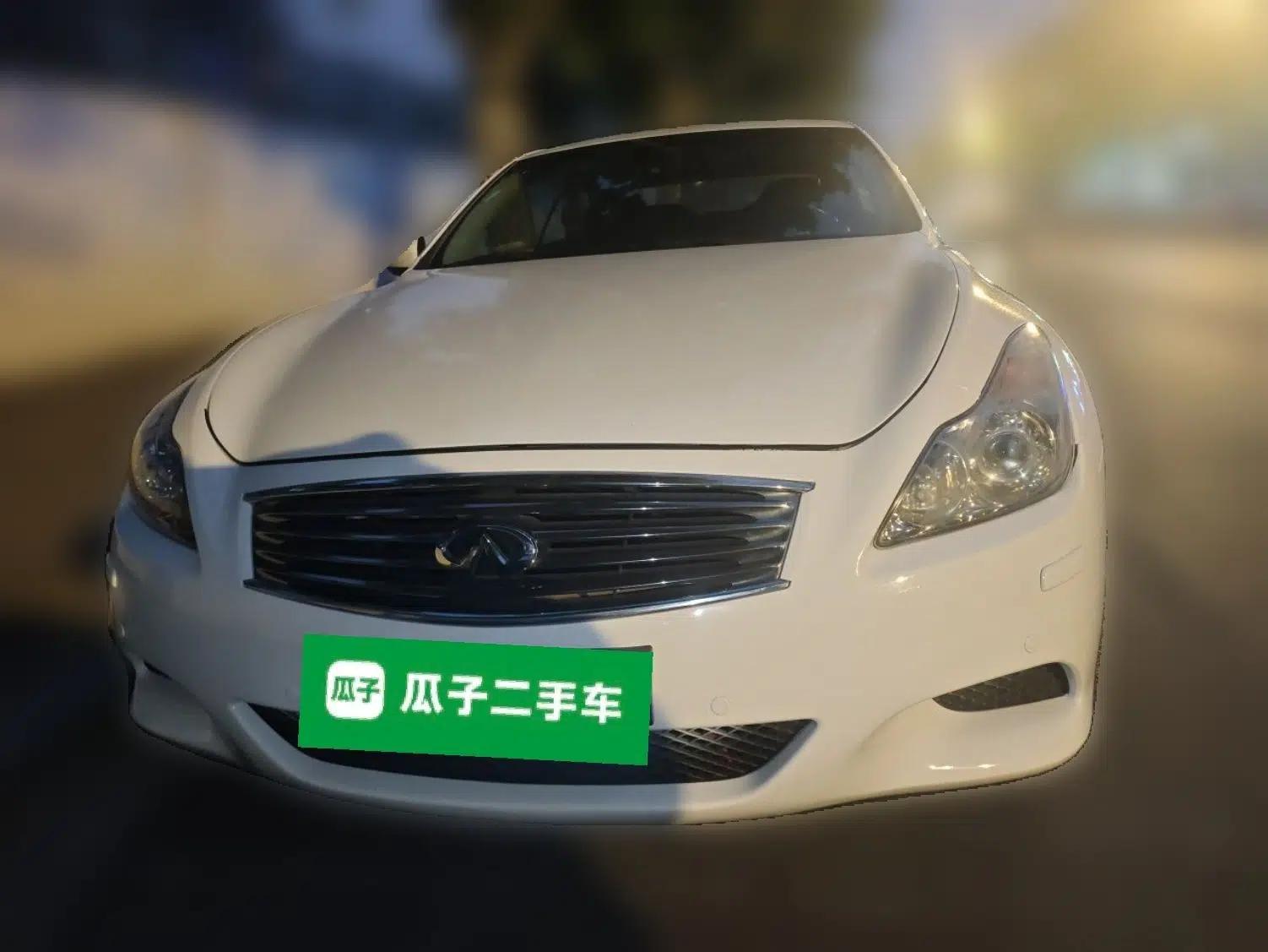 Infiniti Q60 2013 3.7L — миниатюра 2