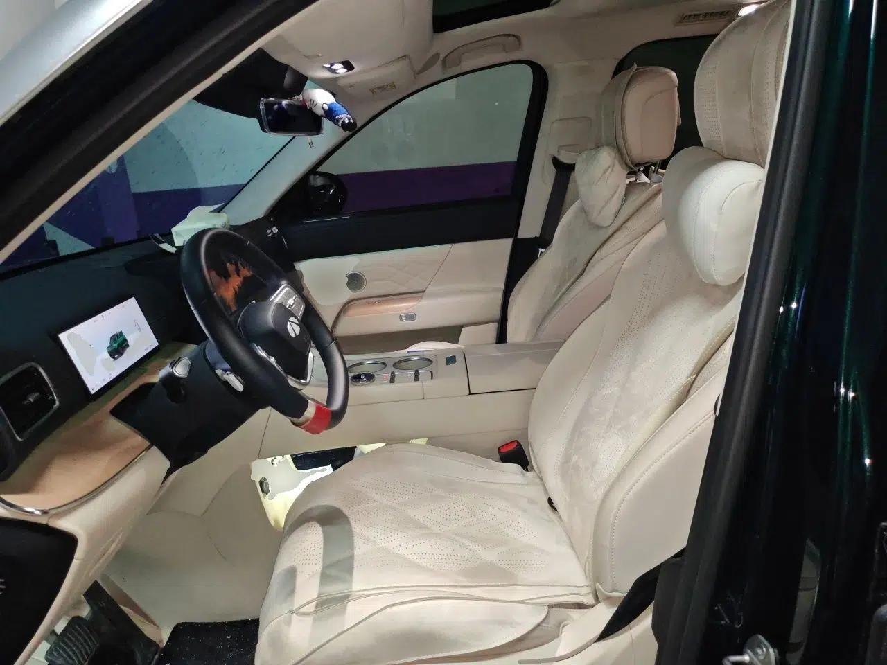 Chery Fengyun T11 2026 Model 220 All-Wheel Drive Family Fun Edition — миниатюра 15
