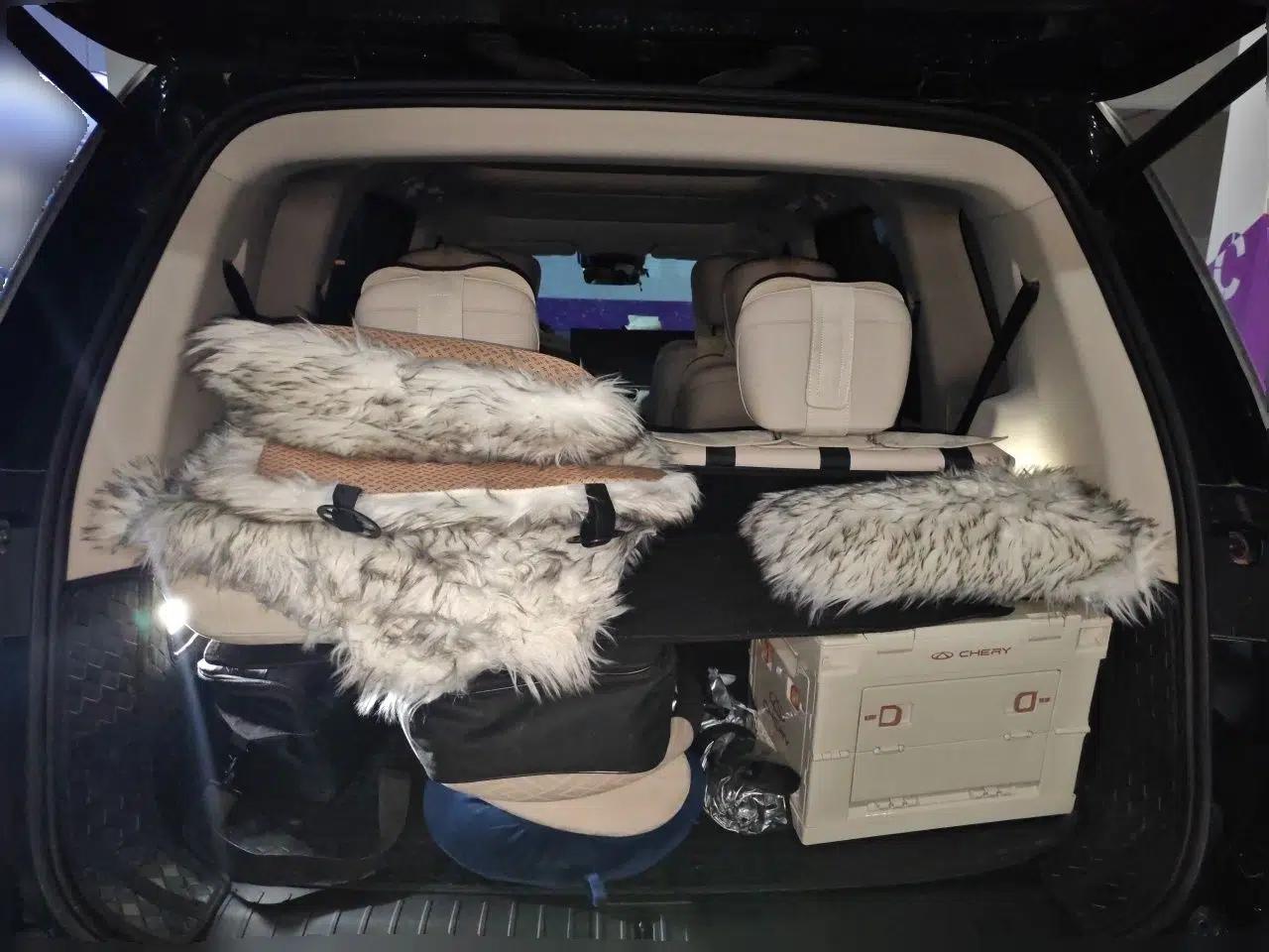 Chery Fengyun T11 2026 Model 220 All-Wheel Drive Family Fun Edition — миниатюра 19