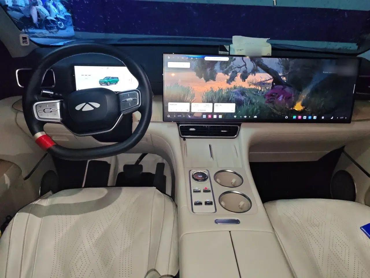Chery Fengyun T11 2026 Model 220 All-Wheel Drive Family Fun Edition — миниатюра 9