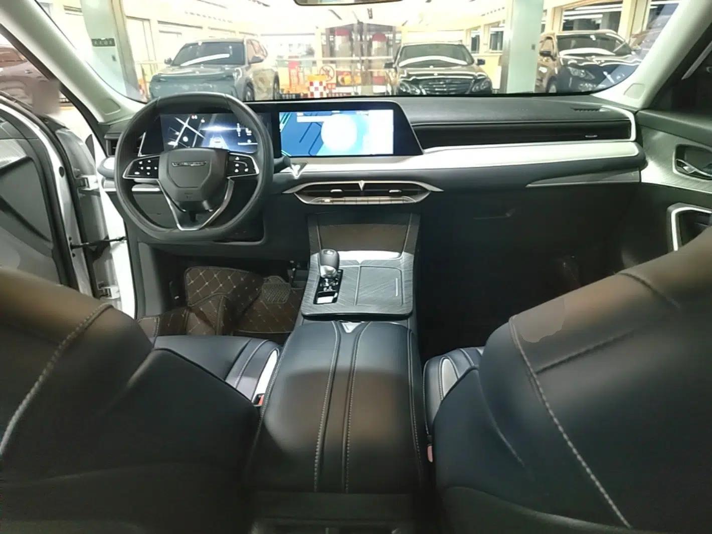 Venucia V 2023 260T Idol Edition Pro — миниатюра 12