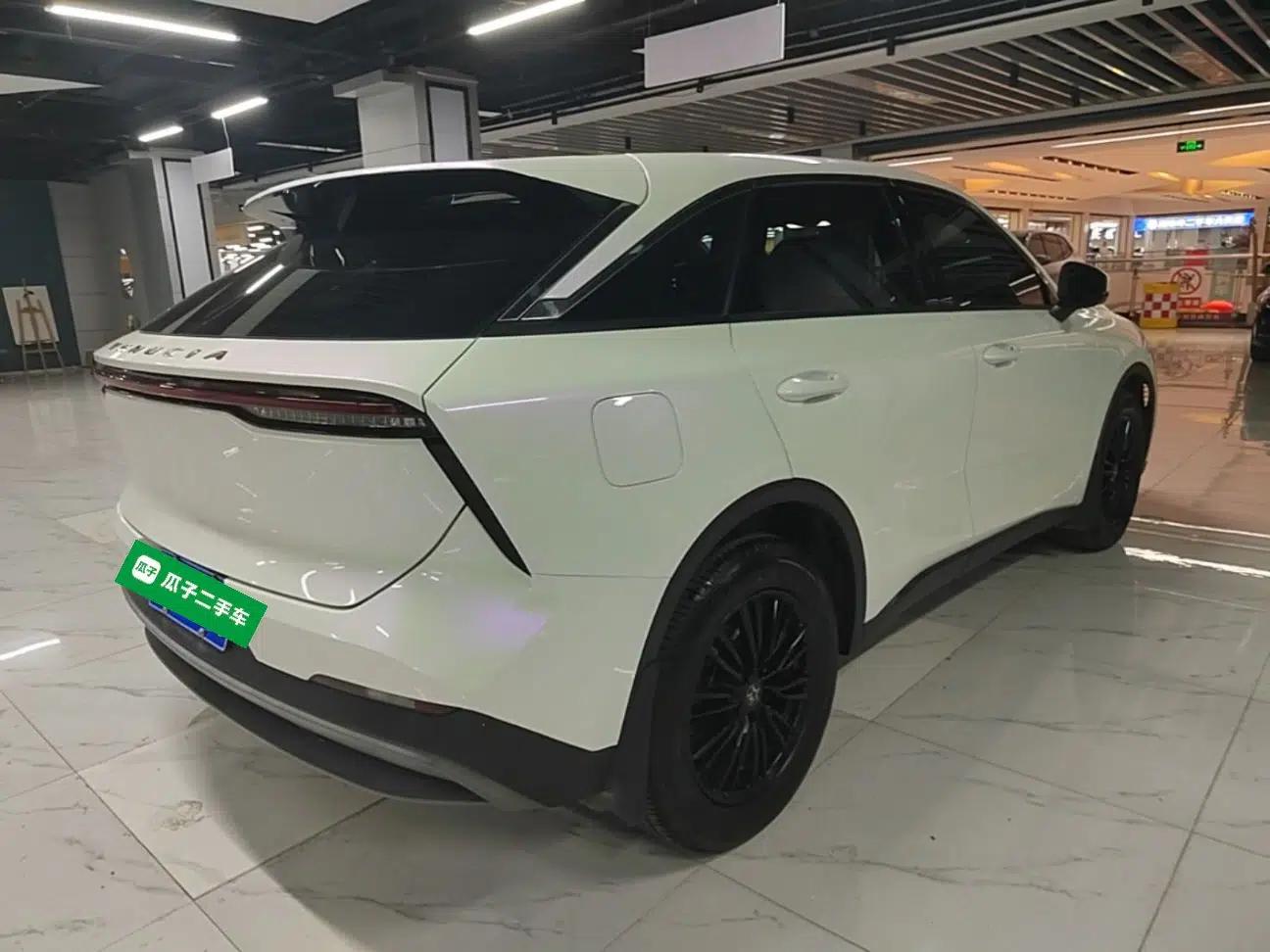 Venucia V 2023 260T Idol Edition Pro — миниатюра 6