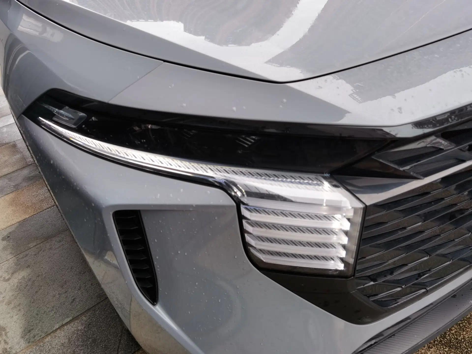 Venucia V 2022 260T Black Horse Edition · Idol — миниатюра 7