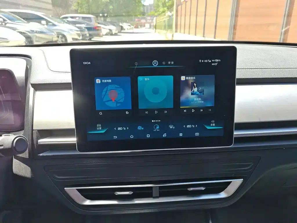 Qin Pro New Energy 2019 EV Super Edition Standard Intelligent Leading Model — миниатюра 12