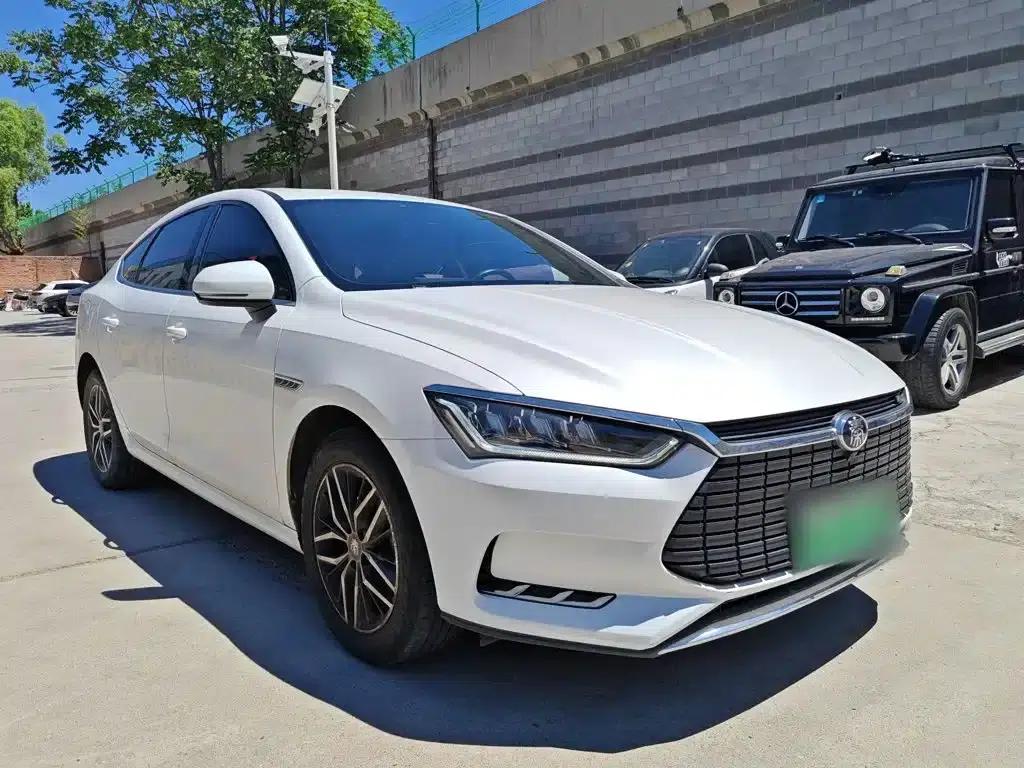 Qin Pro New Energy 2019 EV Super Edition Standard Intelligent Leading Model — миниатюра 5