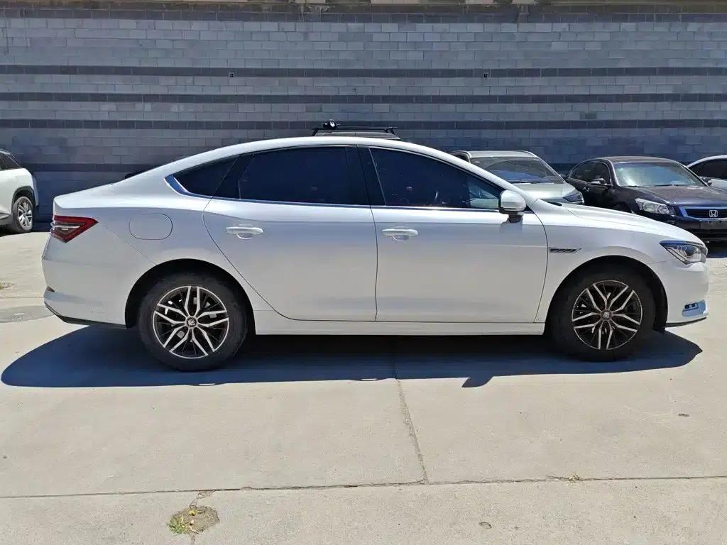 Qin Pro New Energy 2019 EV Super Edition Standard Intelligent Leading Model — миниатюра 6