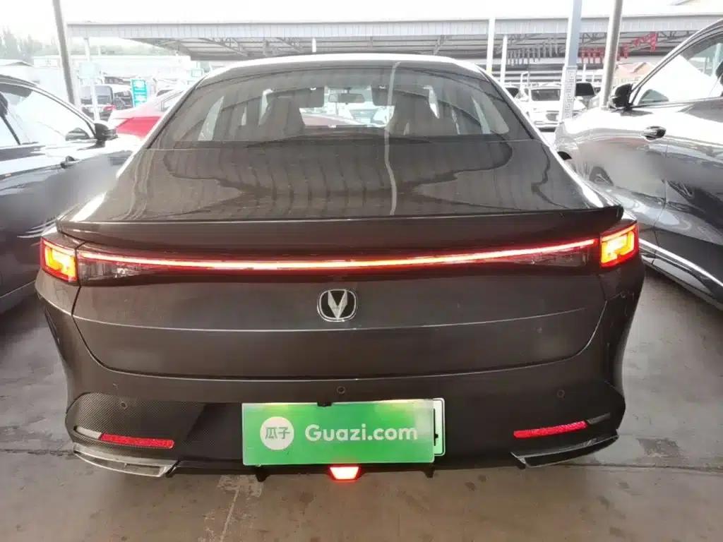 Changan Eado PHEV 2025 Smart Blue Whale 145KM Battleship Edition — миниатюра 6