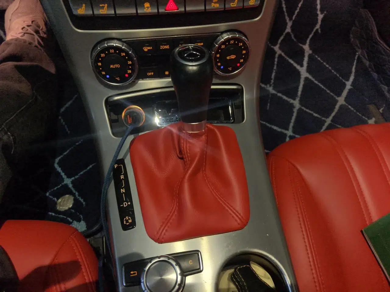 Mercedes-Benz SLK-Class 2011 SLK 200 Luxury Sports Model — миниатюра 14