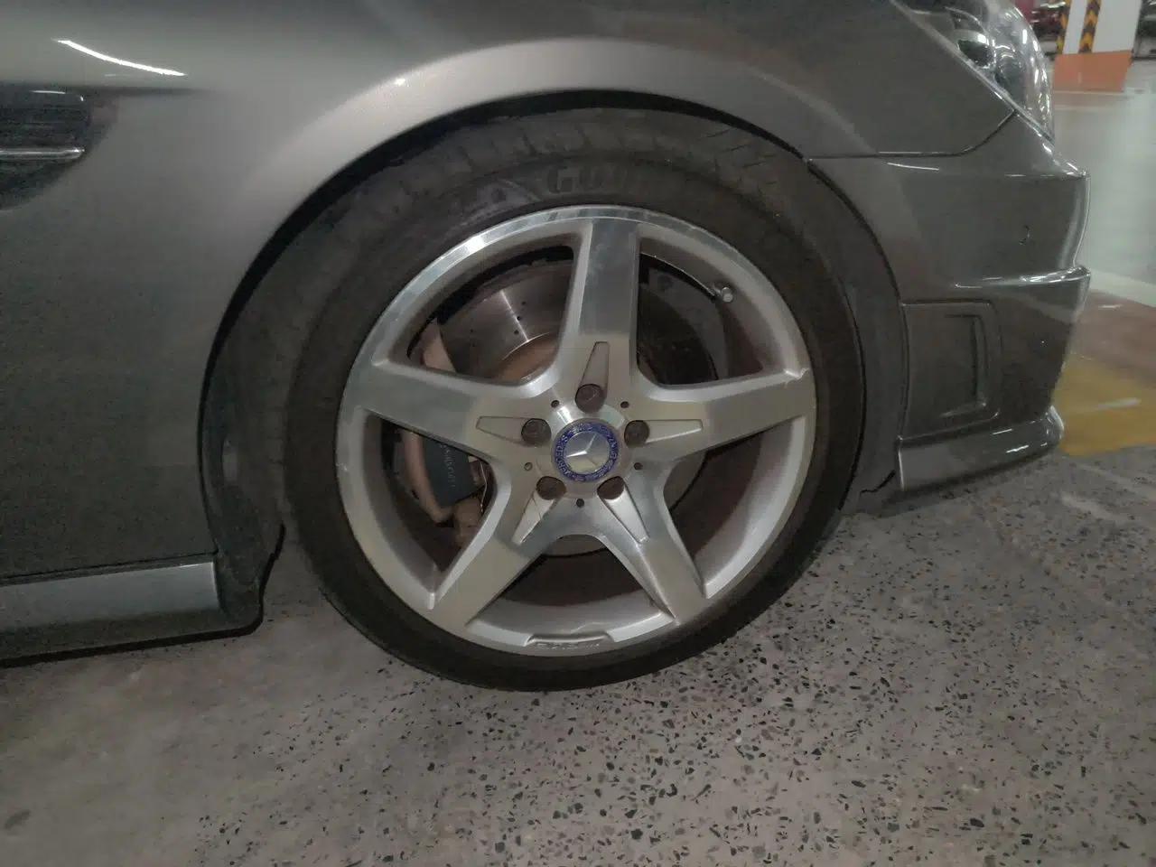 Mercedes-Benz SLK-Class 2011 SLK 200 Luxury Sports Model — миниатюра 8