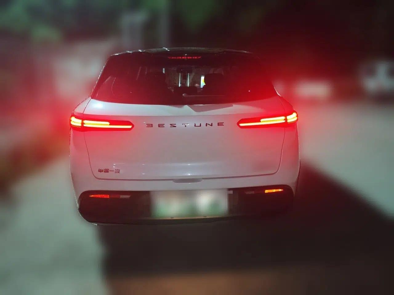 Bestune Yueyi 03 2025 565km Enjoy Edition — миниатюра 5