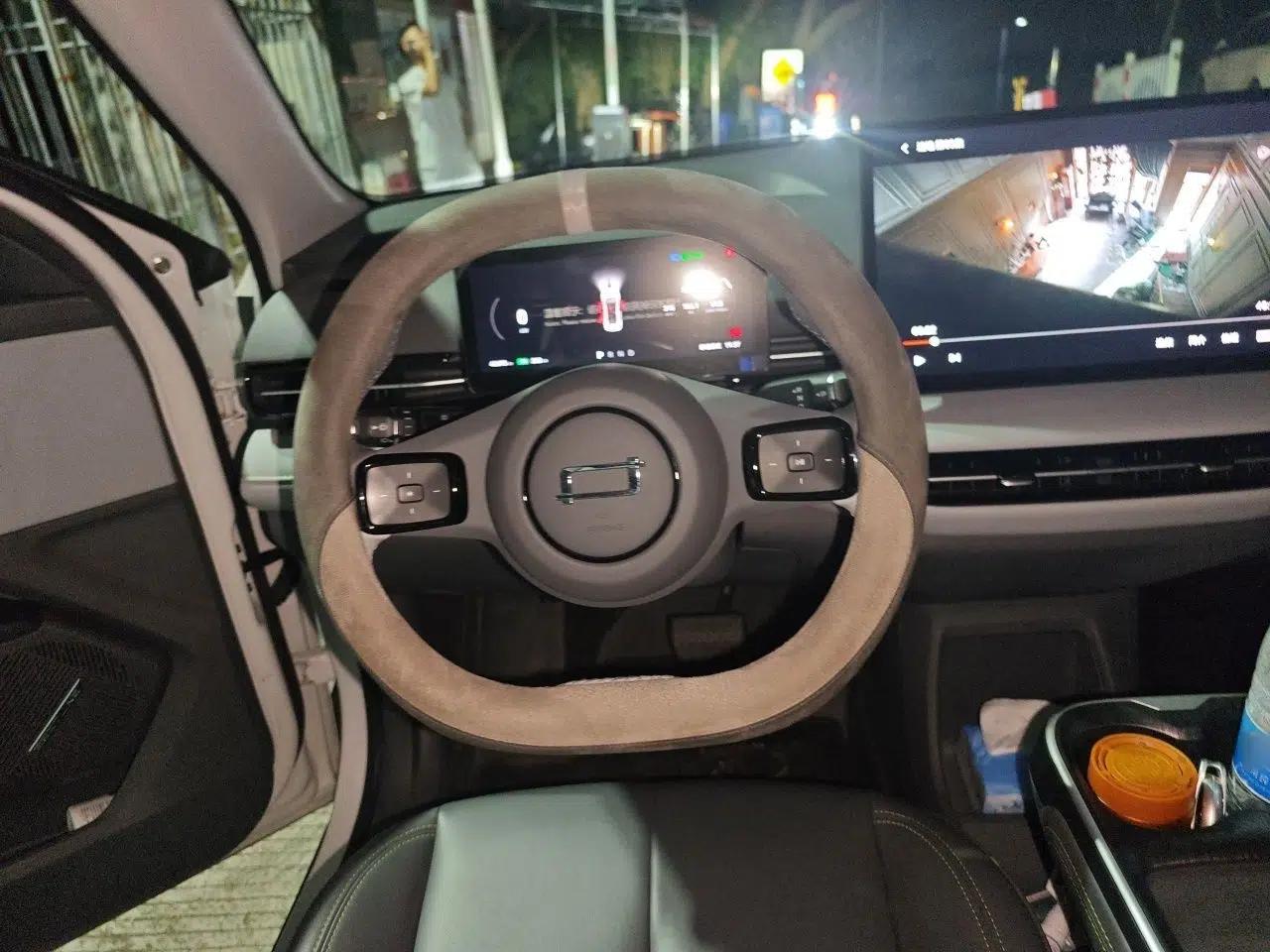 Bestune Yueyi 03 2025 565km Enjoy Edition — миниатюра 10