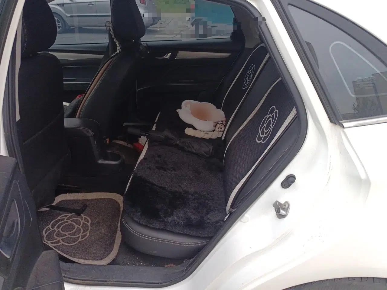 Bestune B30 2016 1.6L Automatic Luxury Model — миниатюра 17