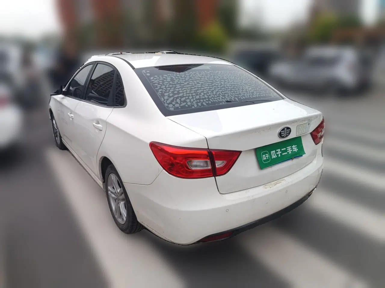Bestune B30 2016 1.6L Automatic Luxury Model — миниатюра 4