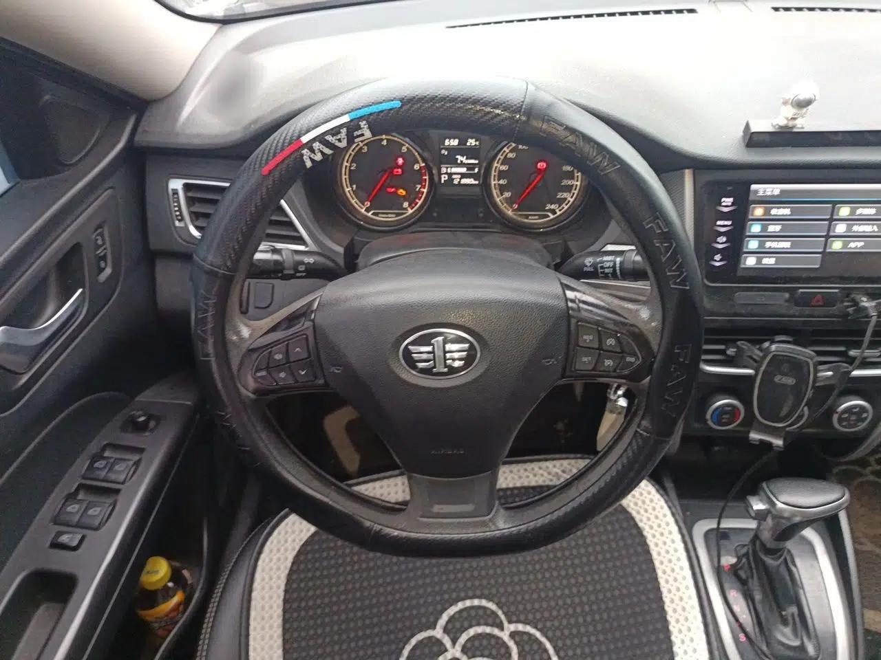 Bestune B30 2016 1.6L Automatic Luxury Model — миниатюра 10