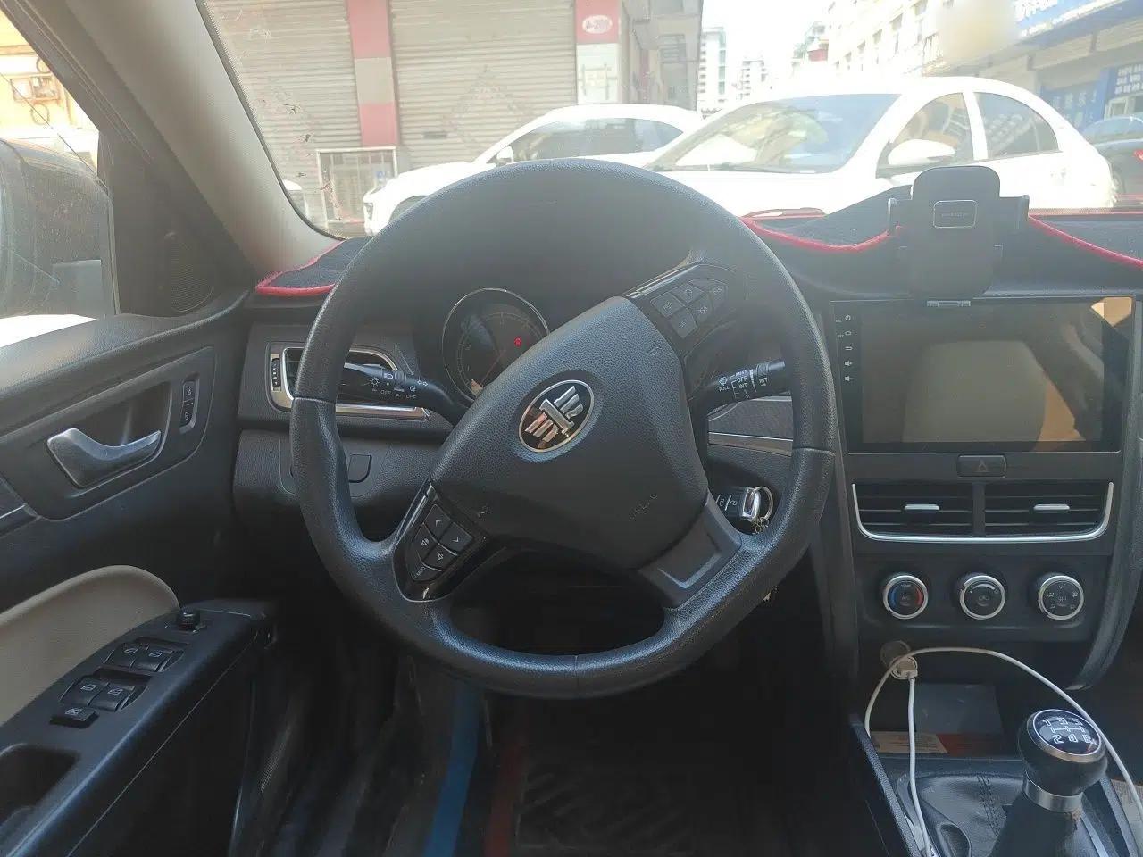 Bestune B30 2016 1.6L manual luxury version — миниатюра 10