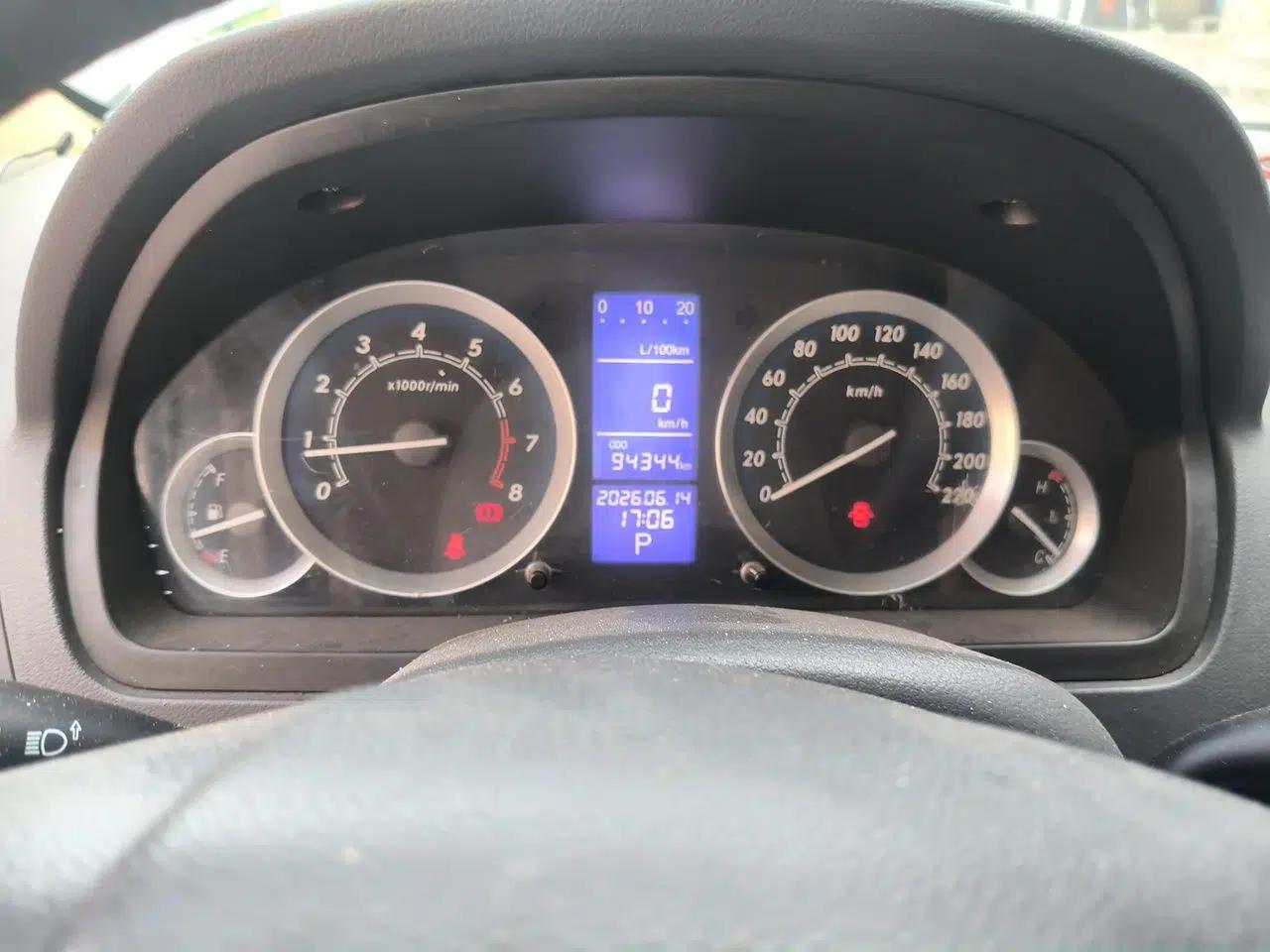 BAIC E Series 2012 Hatchback 1.5L Automatic Leshang Version — миниатюра 11