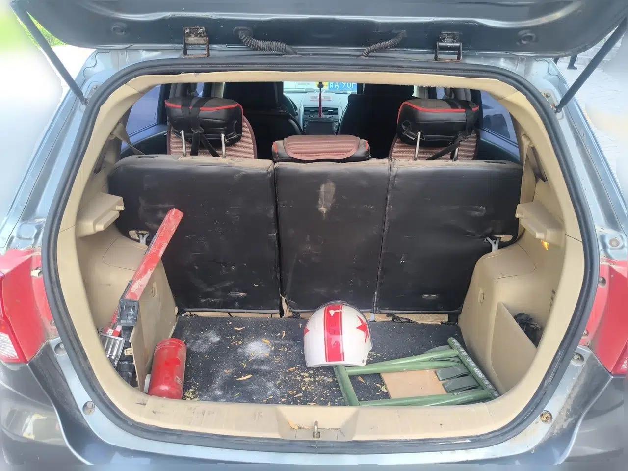 BAIC E Series 2012 Hatchback 1.5L Automatic Leshang Version — миниатюра 19