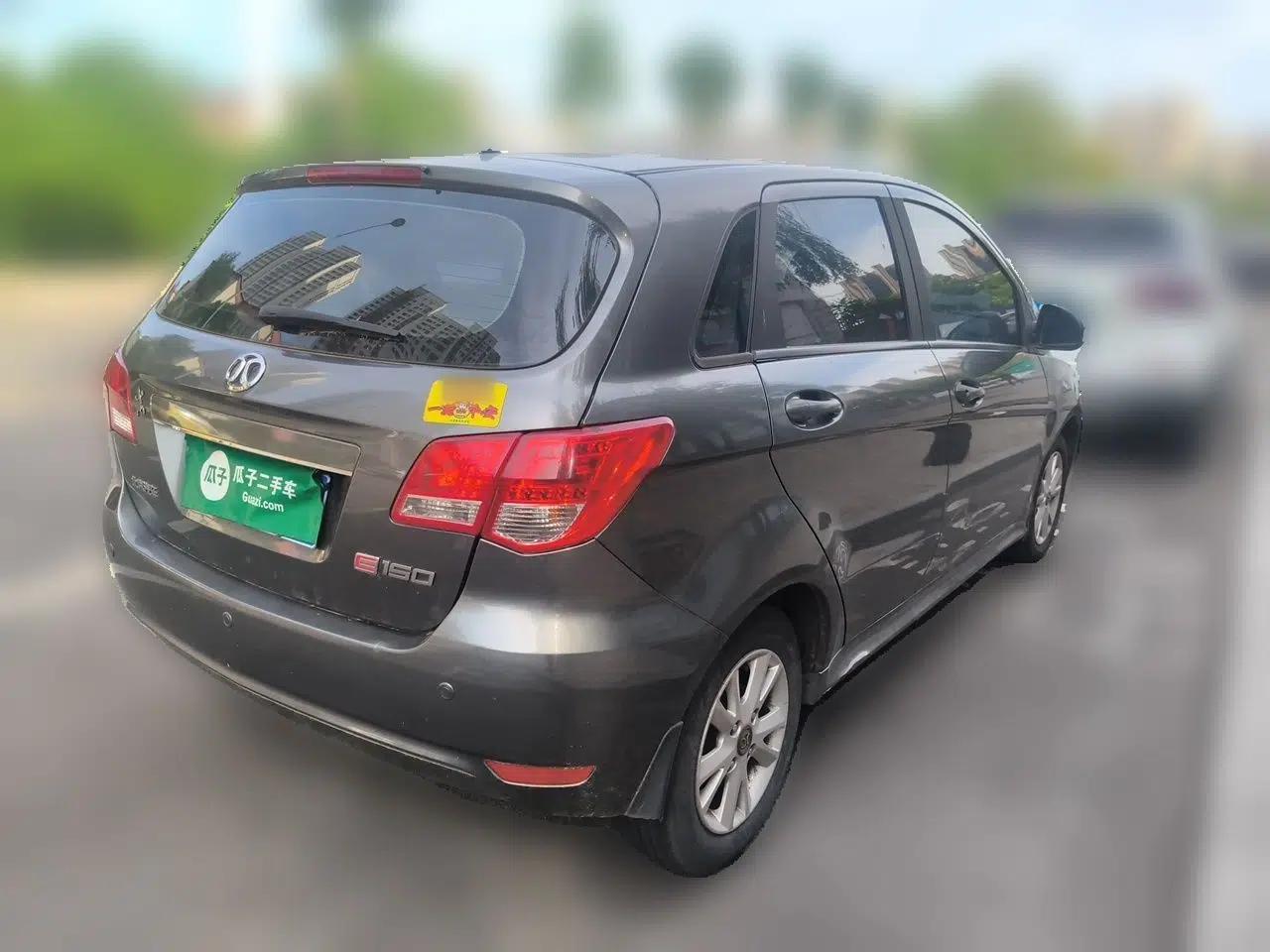 BAIC E Series 2012 Hatchback 1.5L Automatic Leshang Version — миниатюра 6