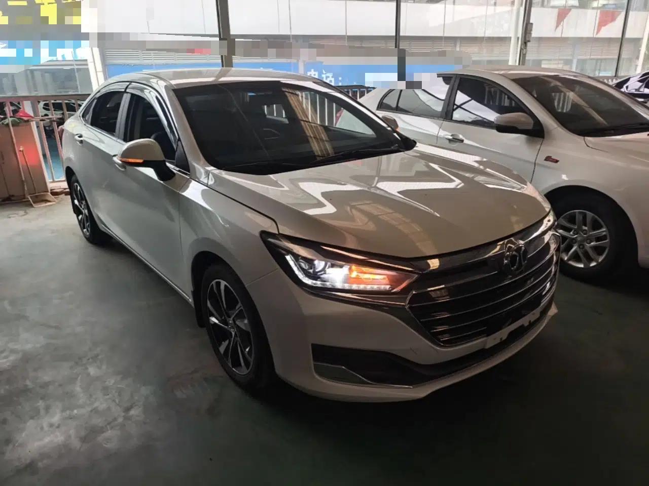 BAIC Beijing U7 2019 1.5T Manual Elite Version China VI — миниатюра 3
