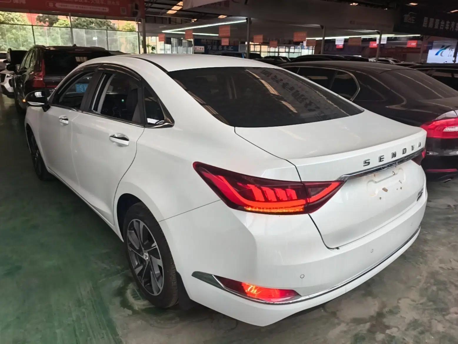 BAIC Beijing U7 2019 1.5T Manual Elite Version China VI — миниатюра 4