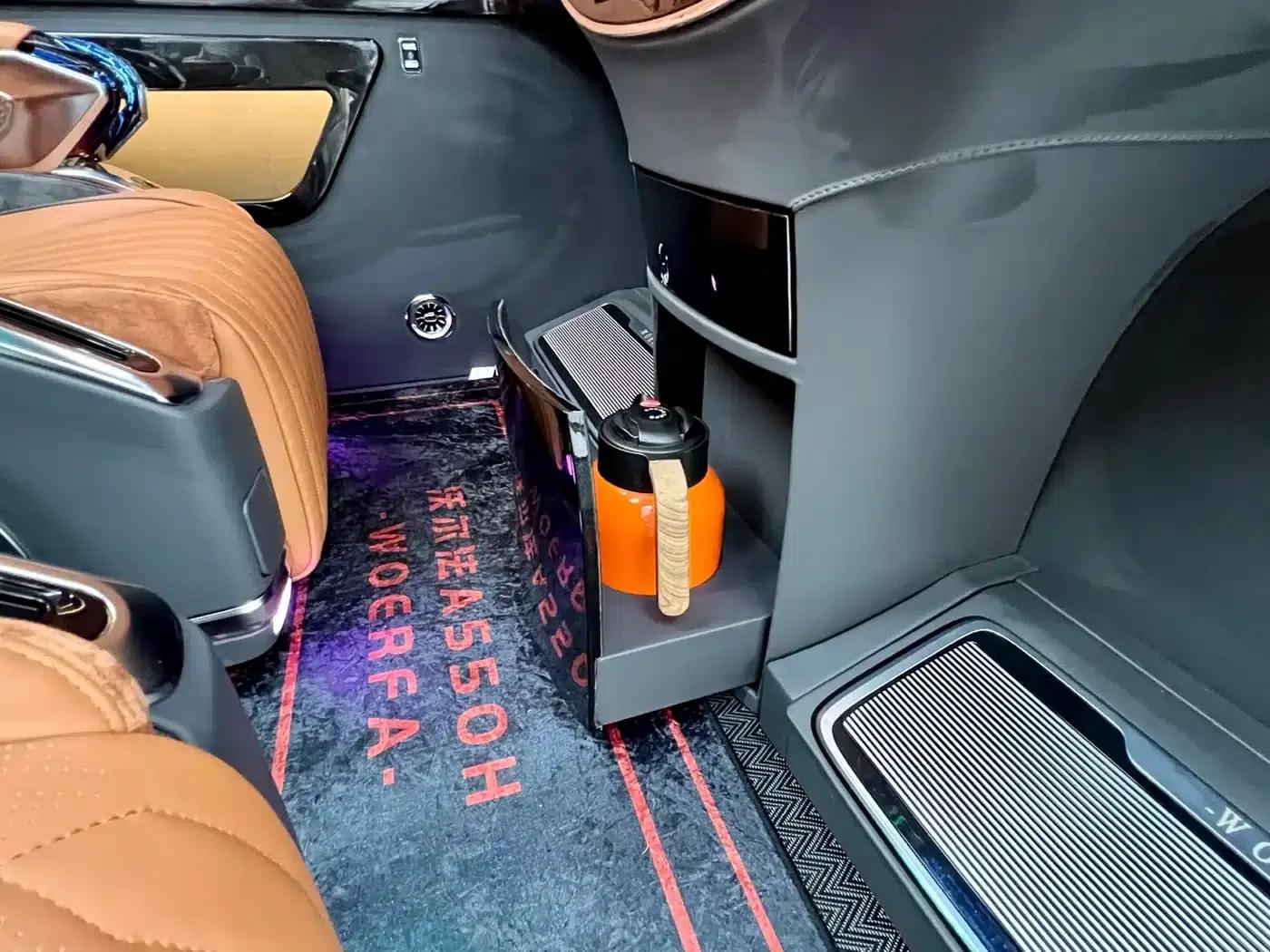 2025 HIACE 3.5L Automatic — миниатюра 12