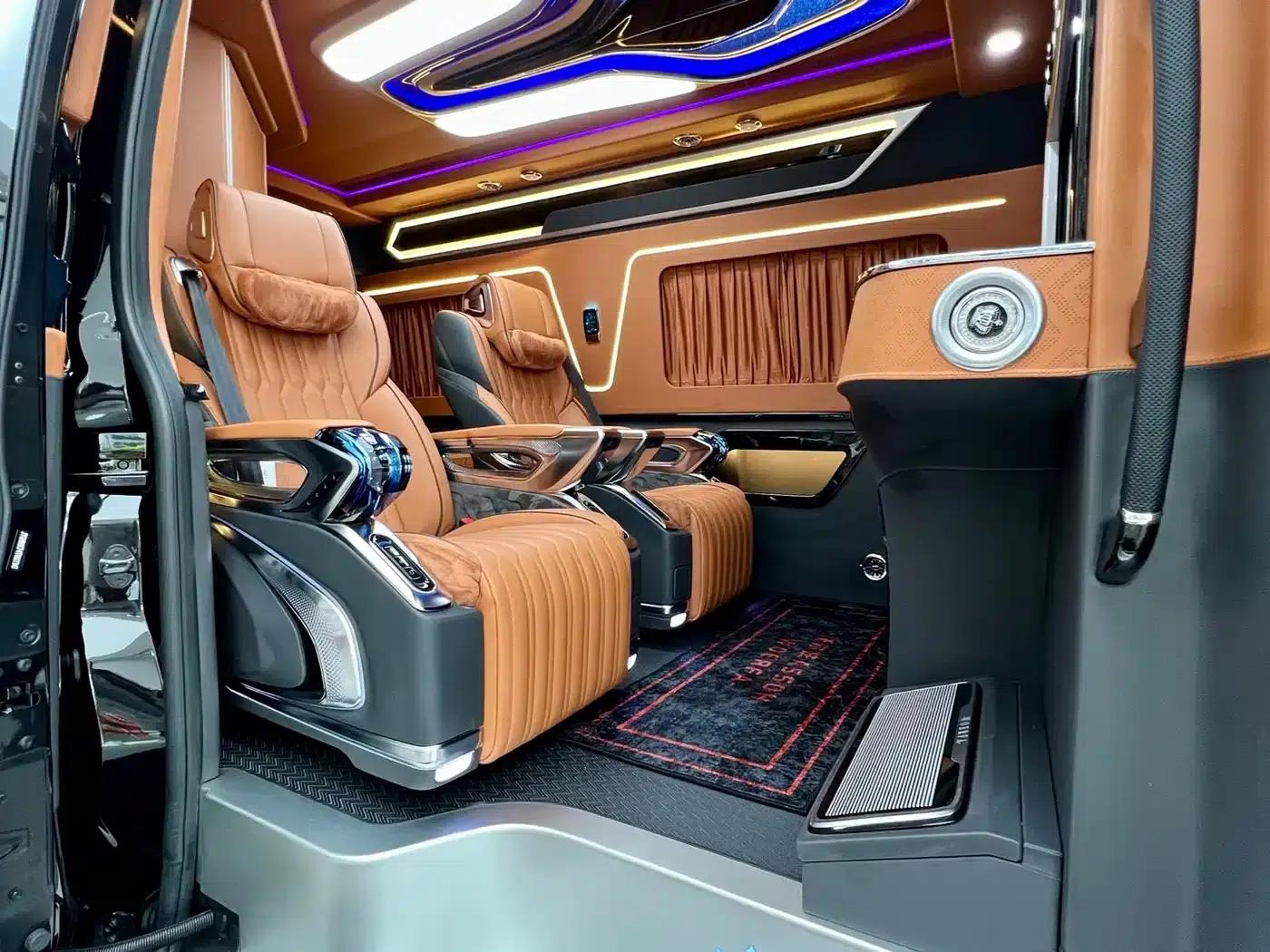 2025 HIACE 3.5L Automatic — миниатюра 14